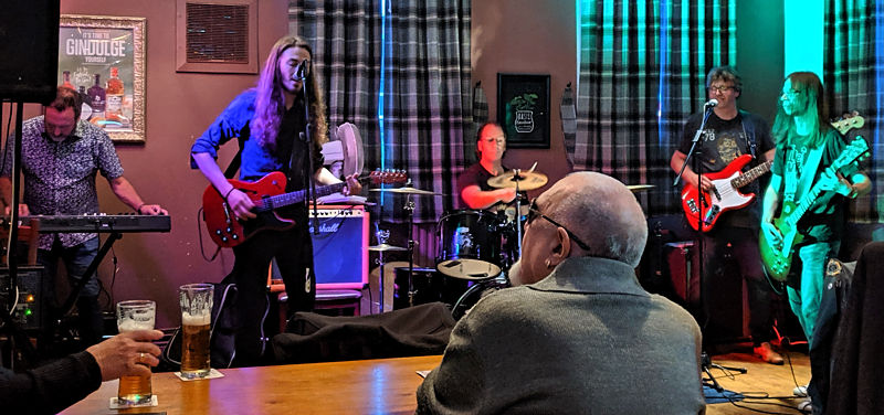 Open-mic night at the Devonshire Arms, June 2019